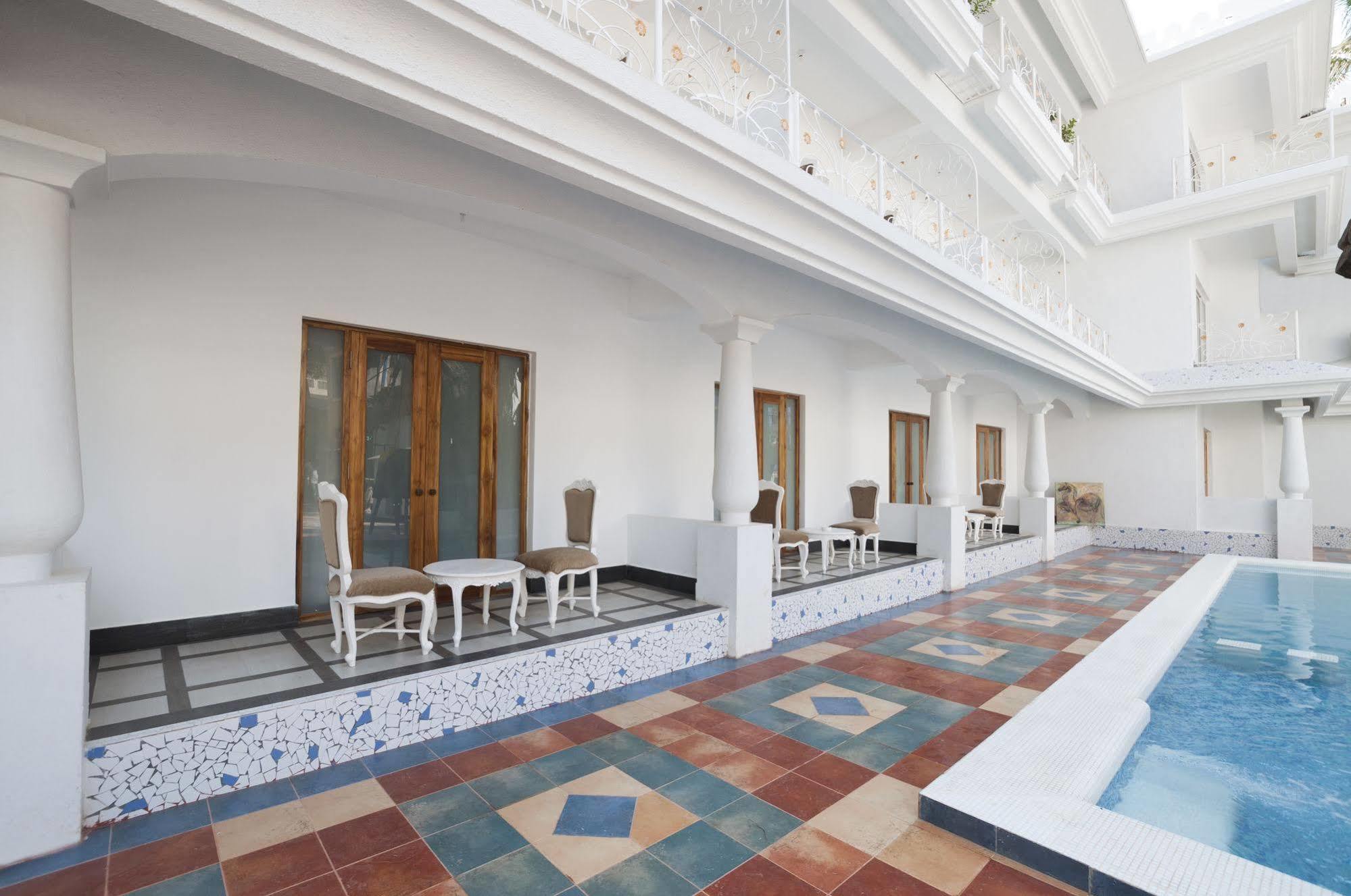Pirache Art Hotel & Spa, Calangute Buitenkant foto