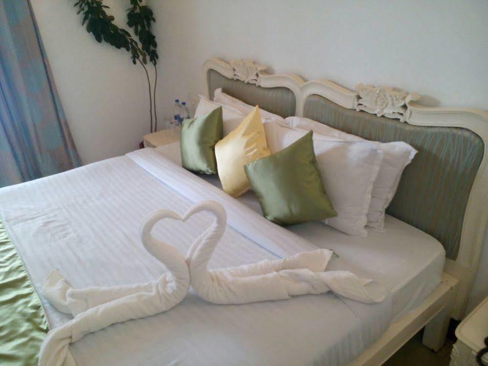 Pirache Art Hotel & Spa, Calangute Buitenkant foto
